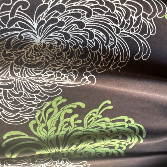 BCBG Maxazria Abstract Print V-Neck Wrap Dress With Tie Waist Size XS Brown - Picture 11 of 12